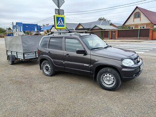 2015 Chevrolet Niva I Рестайлинг, коричневый, 670000 рублей, вид 4