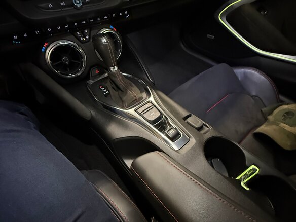 2019 Chevrolet Camaro ZL1 VI Рестайлинг, жёлтый, 6990000 рублей - вид 18