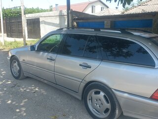 1998 Mercedes-Benz C-Класс 220 I (W202) Рестайлинг, серебристый, 530000 рублей, вид 3