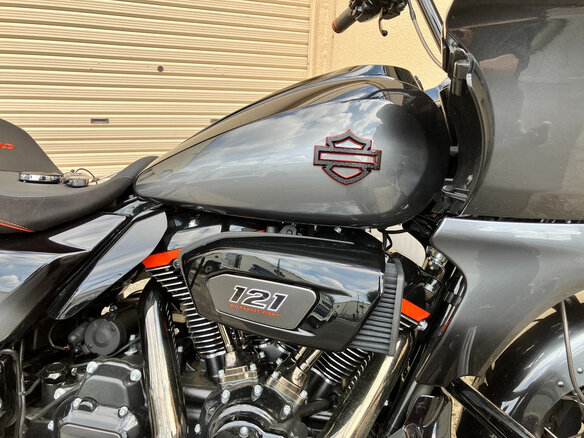 2025 Harley-Davidson CVO Road Glide, серый - вид 30