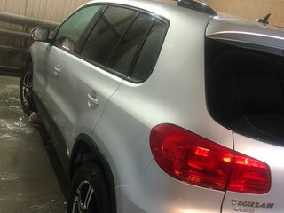 2012 Volkswagen Tiguan I Рестайлинг, серебристый, 1499999 рублей, вид 5