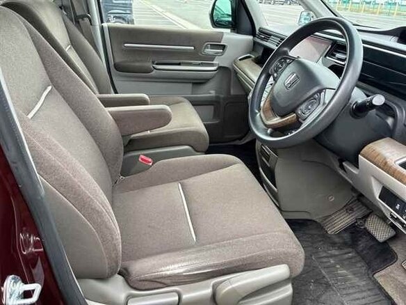 2020 Honda Stepwgn V Рестайлинг, пурпурный, 1630000 рублей - вид 6