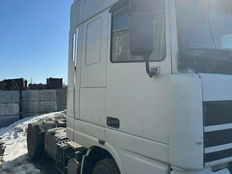2002 DAF XF 95, белый, 850000 рублей, вид 2