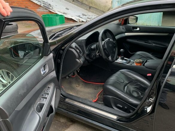 2010 Infiniti G25 IV, чёрный, 1300000 рублей - вид 9