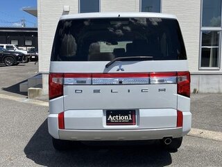2022 Mitsubishi Delica D:5 I Рестайлинг, белый, 2700007 рублей, вид 5