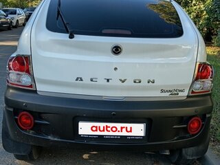 2011 SsangYong Actyon 6-speed I, белый, 700000 рублей, вид 3