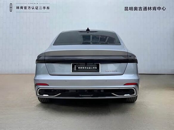 2025 Lincoln Z, серебристый, 4600000 рублей - вид 3