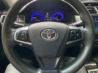2018 Toyota Camry VII (XV50) Рестайлинг 2, белый, 1700000 рублей, вид 5