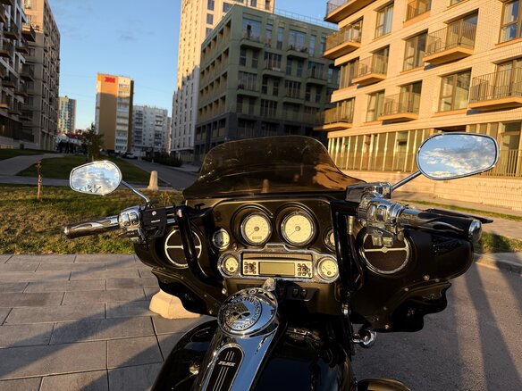 2009 Harley-Davidson Street Glide, чёрный, 880000 рублей - вид 2