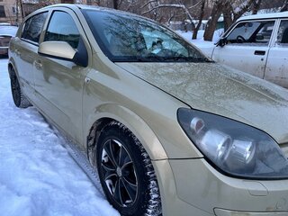 2004 Opel Astra H, золотистый, 280000 рублей, вид 1
