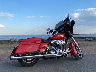 2009 Harley-Davidson Street Glide, красный, 950000 рублей, вид 1