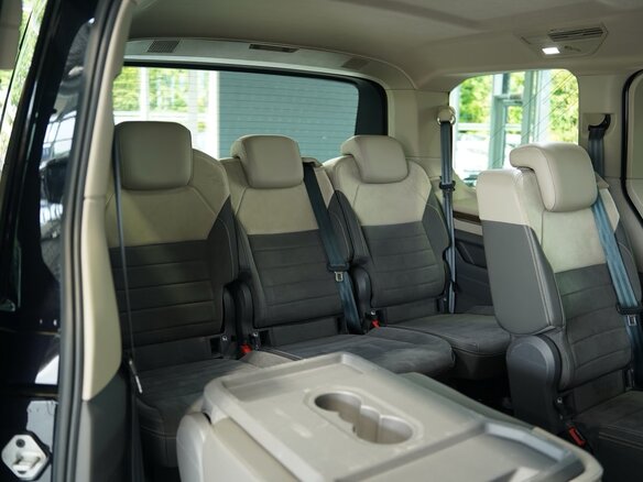 2023 Volkswagen Multivan T7, чёрный, 4790007 рублей - вид 16