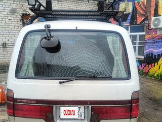 1998 Toyota HiAce H100, золотистый, 999999 рублей, вид 3
