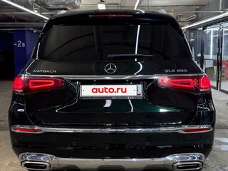 2021 Mercedes-Benz Maybach GLS 600 I, зелёный, 16000000 рублей, вид 5