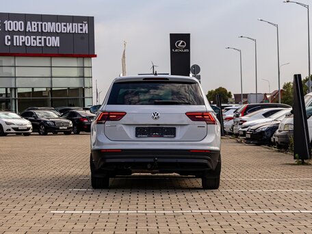 2018 Volkswagen Tiguan II, белый, 2265000 рублей, вид 5