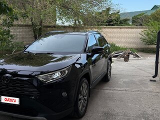 2021 Toyota RAV4 V (XA50), чёрный, 3770000 рублей, вид 3