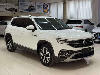 2023 Volkswagen Tayron I Рестайлинг, чёрный, 1870000 рублей, вид 3