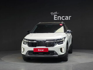 2023 Kia Seltos I Рестайлинг, белый, 2400000 рублей, вид 2