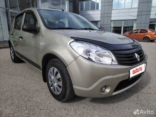2010 Renault Sandero I, бежевый, 465000 рублей, вид 3