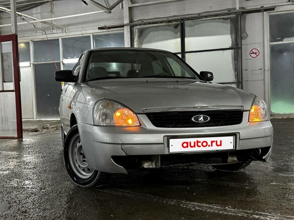 2008 Lada (ВАЗ) Priora I, серебристый, 270000 рублей