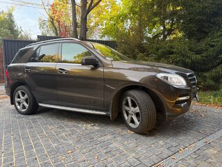 2015 Mercedes-Benz M-Класс 300 III (W166), коричневый, 2490000 рублей, вид 3
