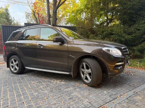 2015 Mercedes-Benz M-Класс 300 III (W166), коричневый, 2490000 рублей - вид 2