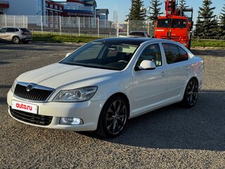 2010 Skoda Octavia DSG7 II (A5) Рестайлинг, белый, 720000 рублей, вид 1