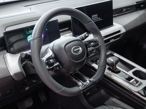 2025 GAC GS4, серый - вид 10