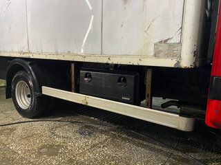 2013 Iveco Daily, красный, 1300000 рублей, вид 2