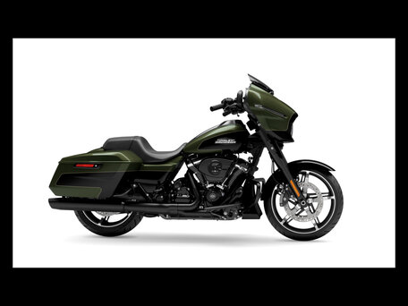 2026 Harley-Davidson Street Glide, зелёный, 4390000 рублей, вид 2