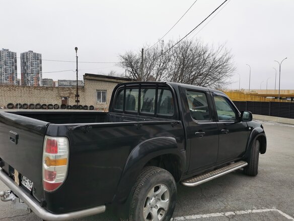 2010 Mazda BT-50 MZR-CD I Рестайлинг, чёрный, 1175000 рублей - вид 3