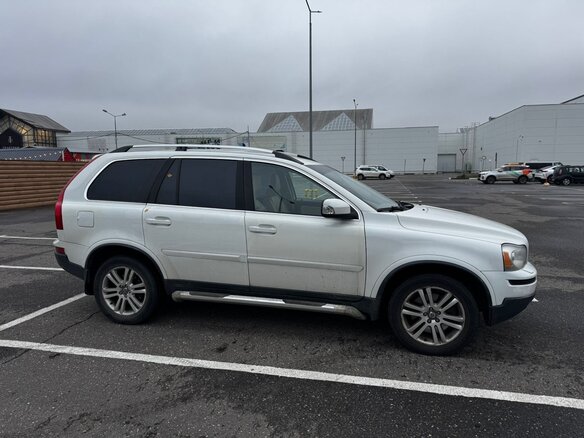 2011 Volvo XC90 5 Geartronic I Рестайлинг, белый, 1700000 рублей - вид 2