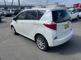 2012 Toyota Ractis II, белый, 700217 рублей, вид 4