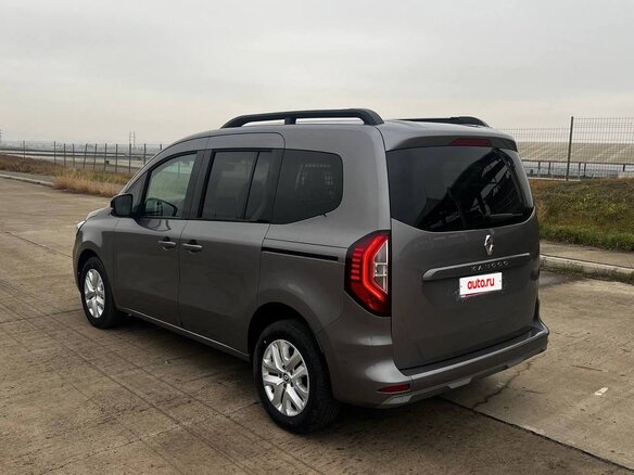 2024 Renault Kangoo Grand III, серый - вид 3