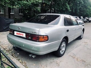 1993 Toyota Camry III (XV10), серый, 247000 рублей, вид 2