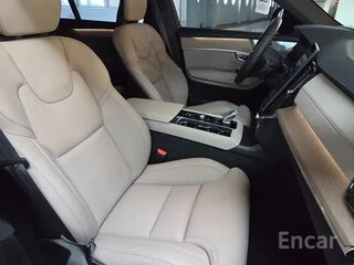 2026 Volvo XC90 T8 II Рестайлинг 2, чёрный, 10241268 рублей, вид 5