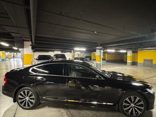 2021 Volvo S90 II Рестайлинг, серый, 3250000 рублей, вид 4