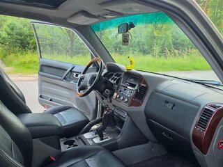2003 Mitsubishi Pajero III Рестайлинг, золотистый, 750000 рублей, вид 3