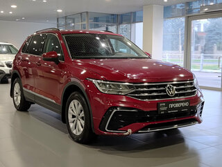 2021 Volkswagen Tiguan II Рестайлинг, красный, 2520000 рублей, вид 3