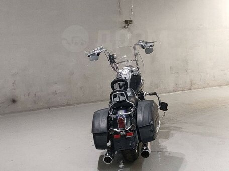2008 Harley-Davidson Road King, серебристый, 950000 рублей, вид 4