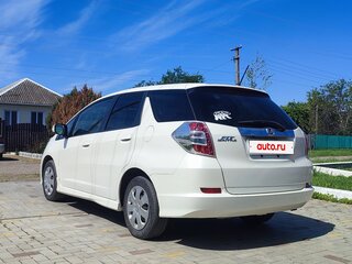 2013 Honda Fit Shuttle I, белый, 1260000 рублей, вид 5