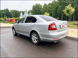 2010 Skoda Octavia II (A5) Рестайлинг, серебристый, 580000 рублей, вид 2