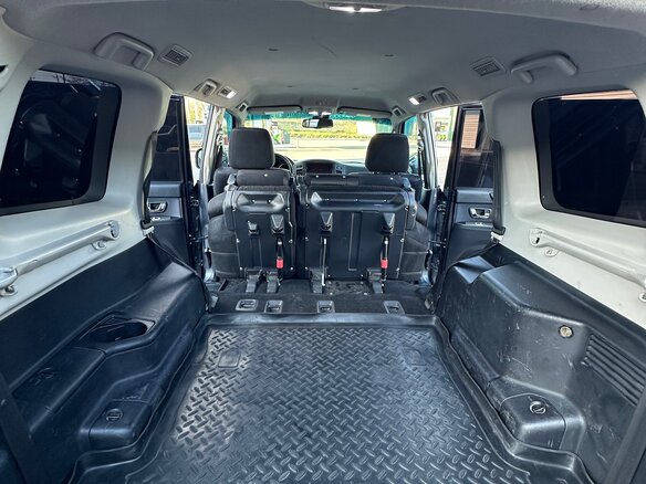 2008 Mitsubishi Pajero IV, серый, 1390000 рублей - вид 15