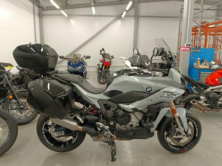 2020 BMW S 1000 XR, серебристый, 1620000 рублей, вид 2