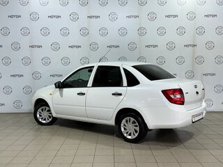 2015 Lada (ВАЗ) Granta I, белый, 420000 рублей, вид 2