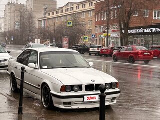 1995 BMW 5 серии 518i III (E34), белый, 390000 рублей, вид 2