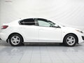 2011 Mazda 3 II (BL) Рестайлинг, белый - вид 2