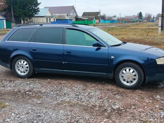 1998 Audi A6 II (C5), синий, 450000 рублей, вид 2