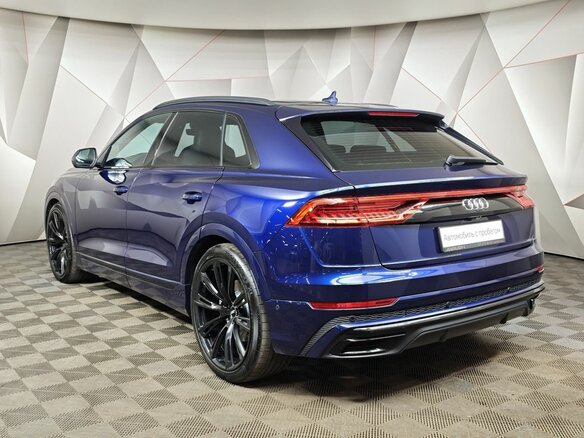 2019 Audi Q8 45 TDI I (4M), синий, 5509000 рублей - вид 3