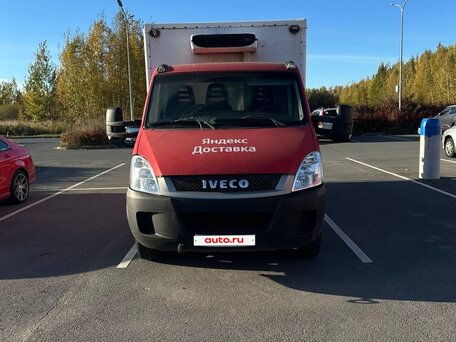 2011 Iveco Daily, красный, 980000 рублей, вид 2